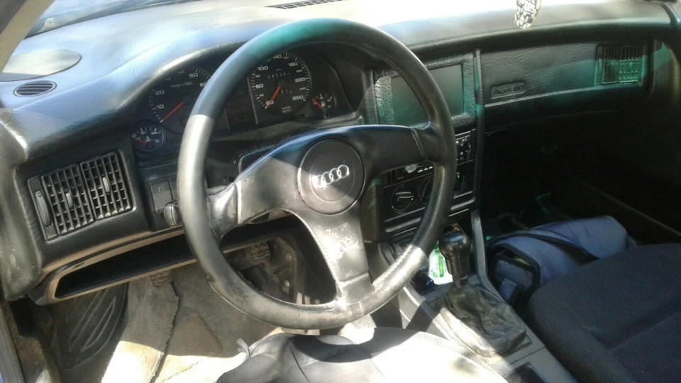 Audi 90 Синя конячка 136 к.с. 4