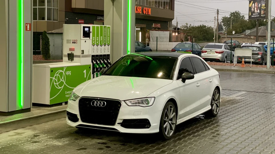 Audi A3 Sedan 🚀 4