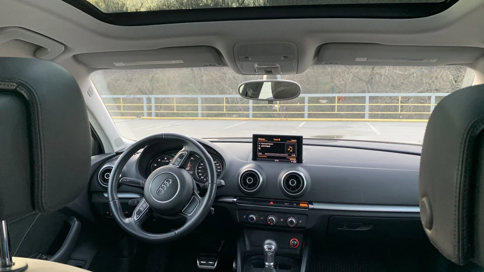 Audi A3 Sedan 1.8TFSI 4