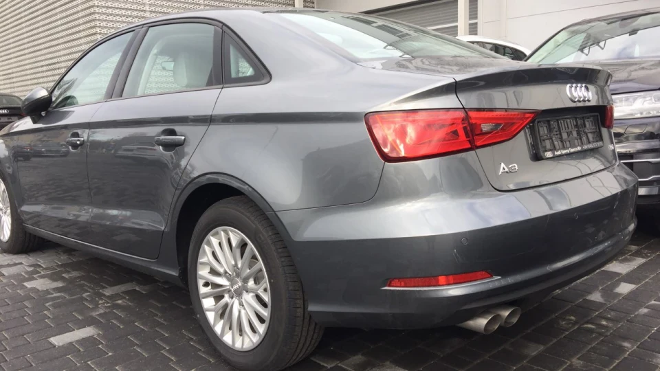 Audi A3 Sedan 2.0 dieselgate 3