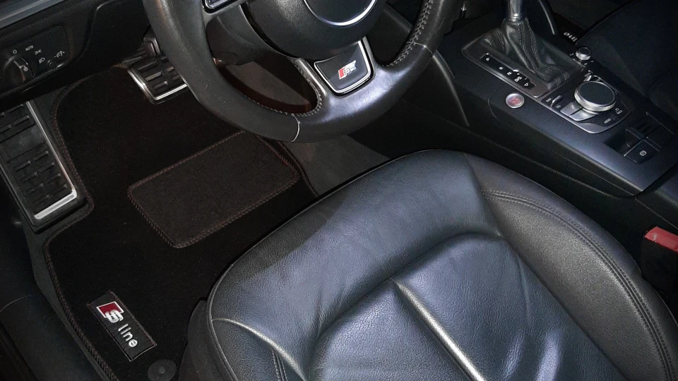 Audi A3 Sedan 2.0tfsi quattro 3