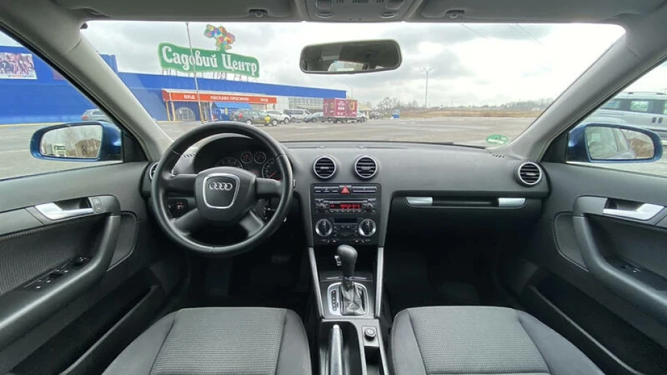 Audi A3 Sportback 4
