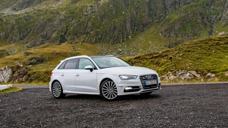 Audi A3 Sportback 2.0TDI 🟥 S3 look 4