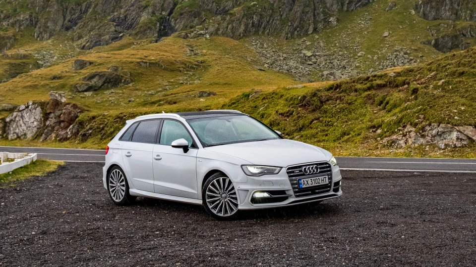 Audi A3 Sportback 2.0TDI 🟥 S3 look 5
