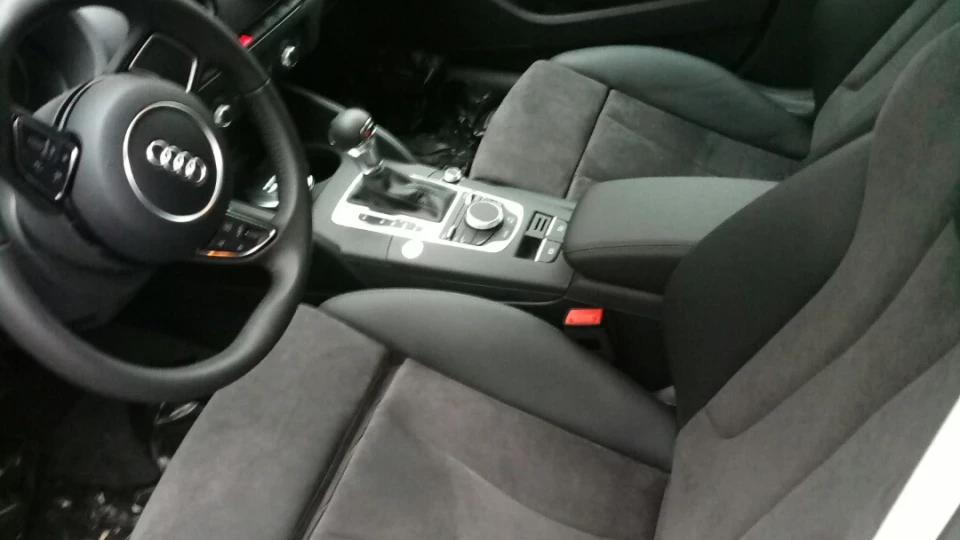 Audi A3 Sportback Білий льодовик 2.0 турбоді 4