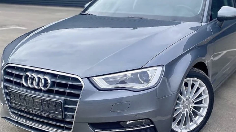 Audi A3 Sportback Shade 4
