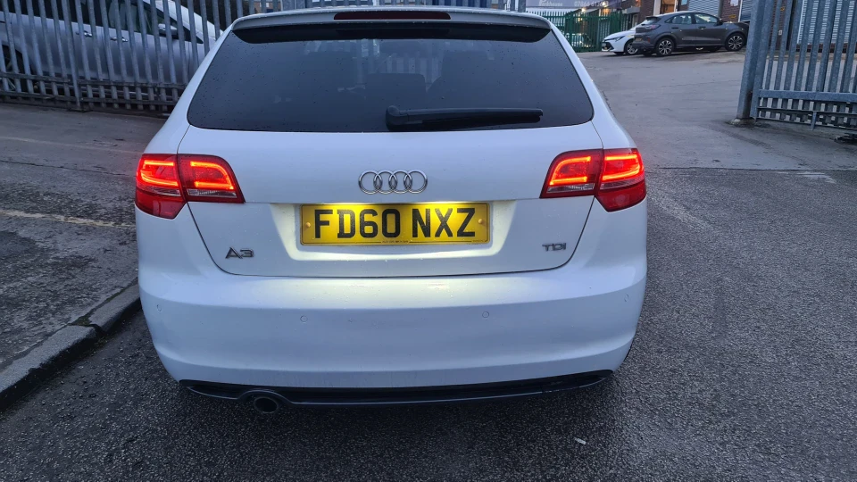 Audi A3 Блондинка 4