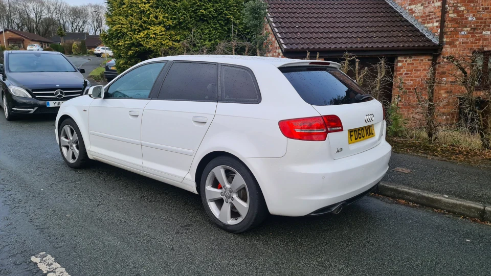 Audi A3 Блондинка 5