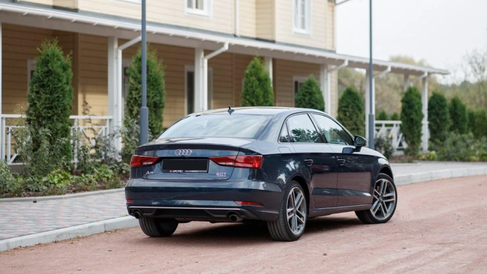 Audi A3 Quattro Cosmos Blue 🇺🇸 2
