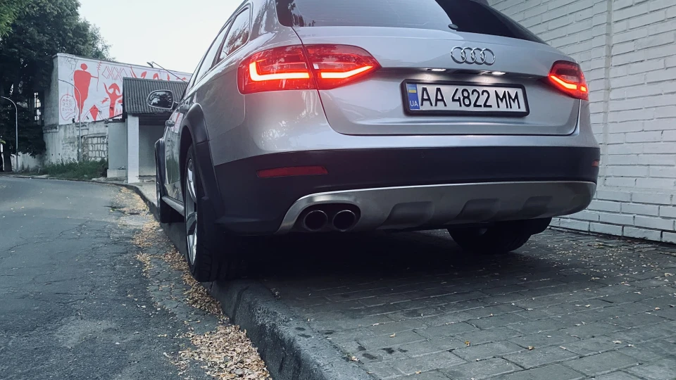 Audi A4 Allroad 2.0 TDI CGLD 3