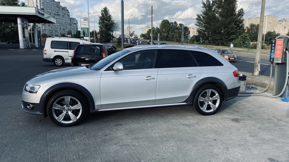 Audi A4 Allroad 2.0 TDI CGLD 5