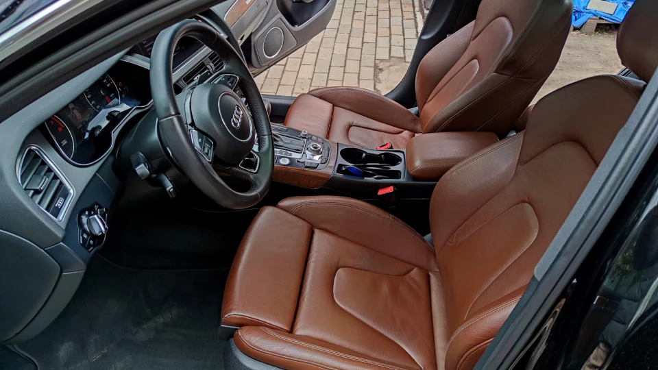 Audi A4 Allroad Premium Plus 2