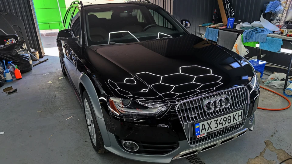 Audi A4 Allroad Premium Plus 4