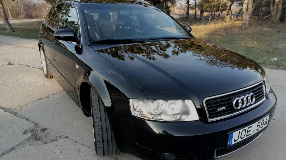 Audi A4 Avant 5