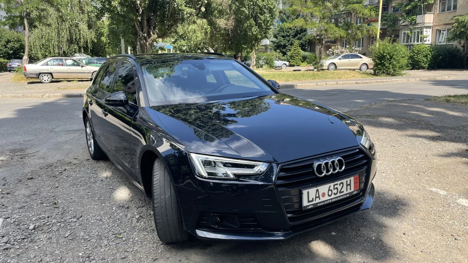 Audi A4 Avant 2