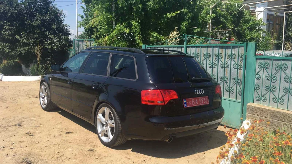 Audi A4 Avant 2
