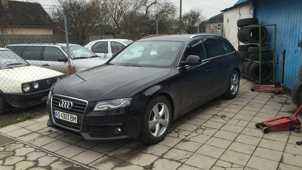 Audi A4 Avant 3