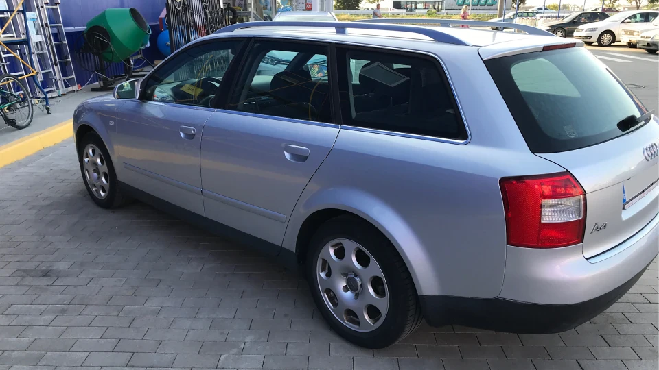 Audi A4 Avant 2