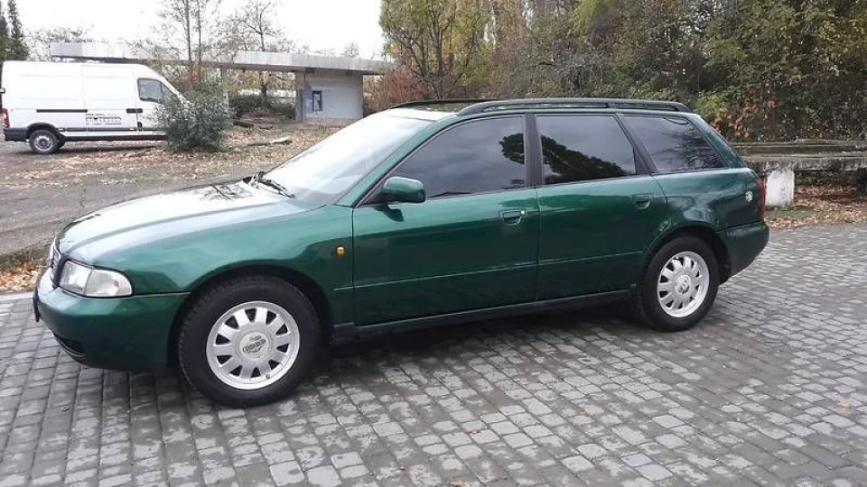 Audi A4 Avant 3