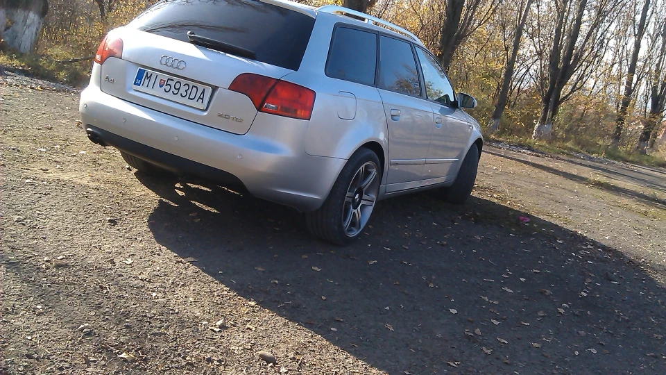 Audi A4 Avant 3