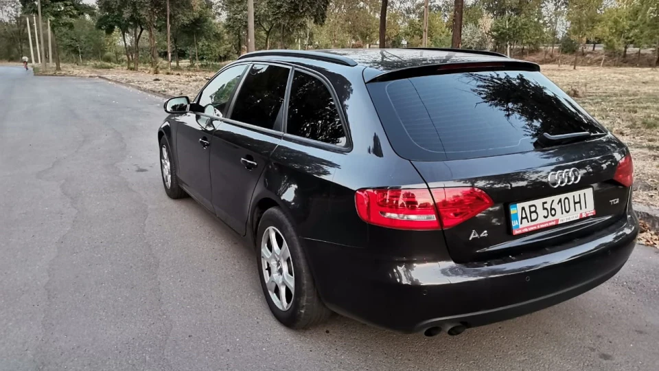 Audi A4 Avant 3