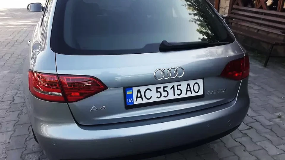 Audi A4 Avant 4
