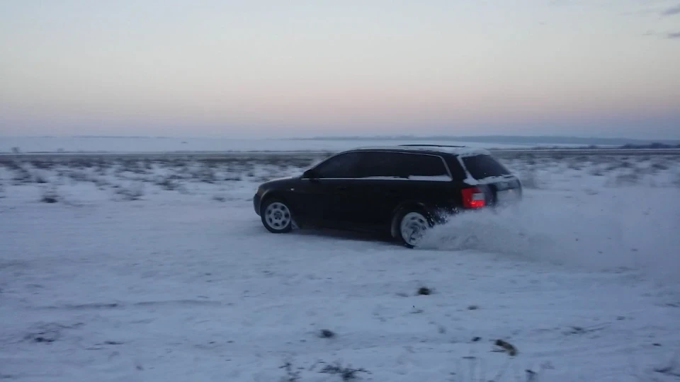 Audi A4 Avant 4