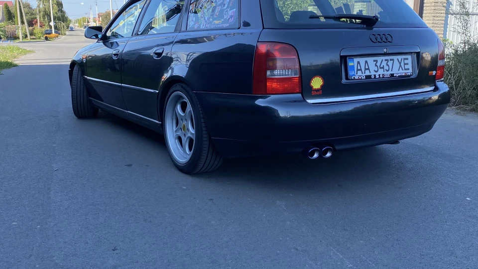 Audi A4 Avant 1.8 ADR 3