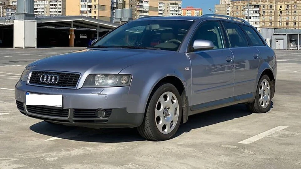 Audi A4 Avant 1.8 TURBO 3