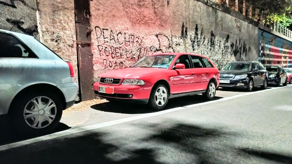 Audi A4 Avant 1.9 tdi 90лс