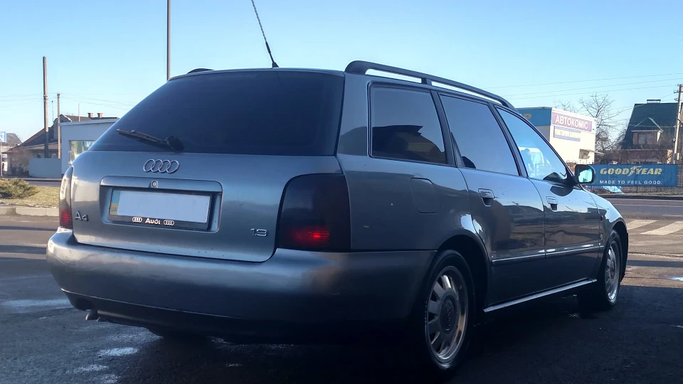Audi A4 Avant 1.9TDi Automatic 3