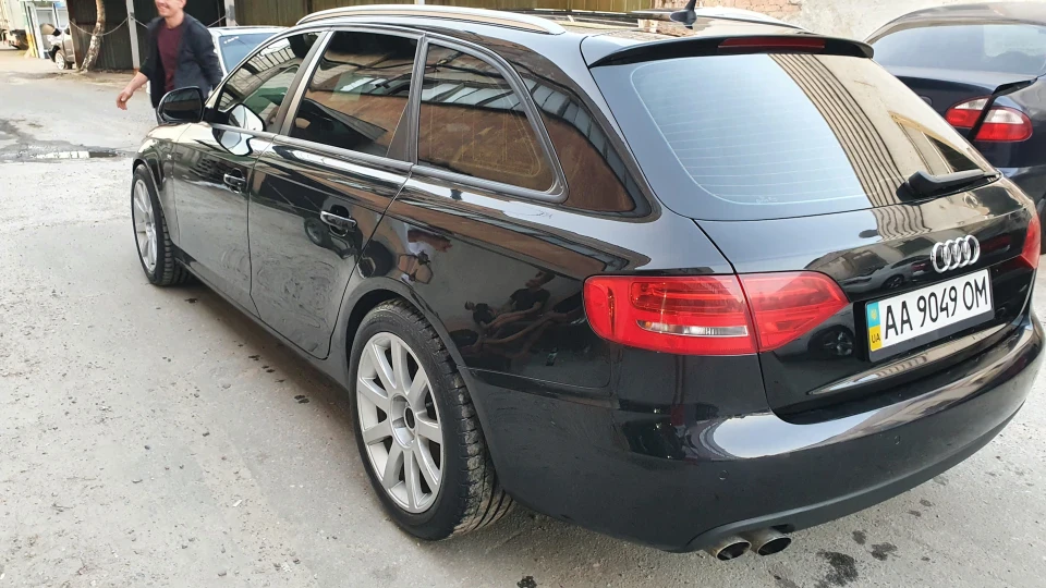 Audi A4 Avant 2 tdi quattro 3