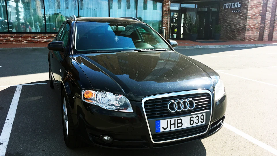 Audi A4 Avant 2.0 TDI BLB (BumbLeBee) 2