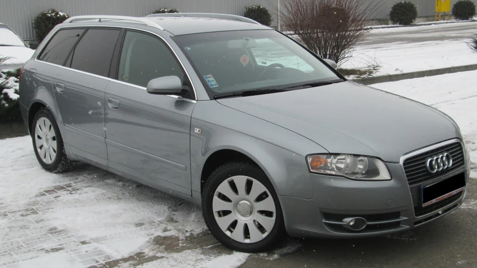 Audi A4 Avant 2,0 TDI V16 3