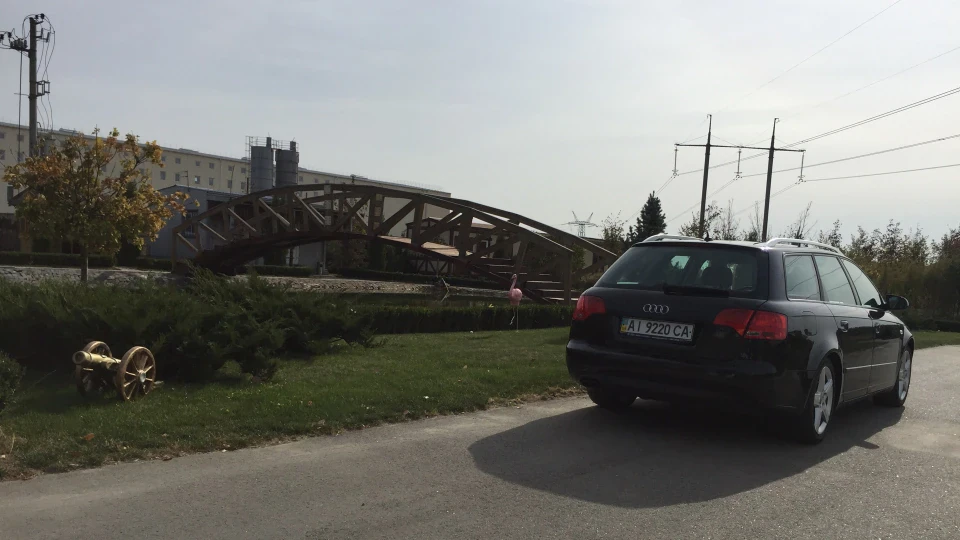 Audi A4 Avant 2,0TDI 6MT FWD Avant 3