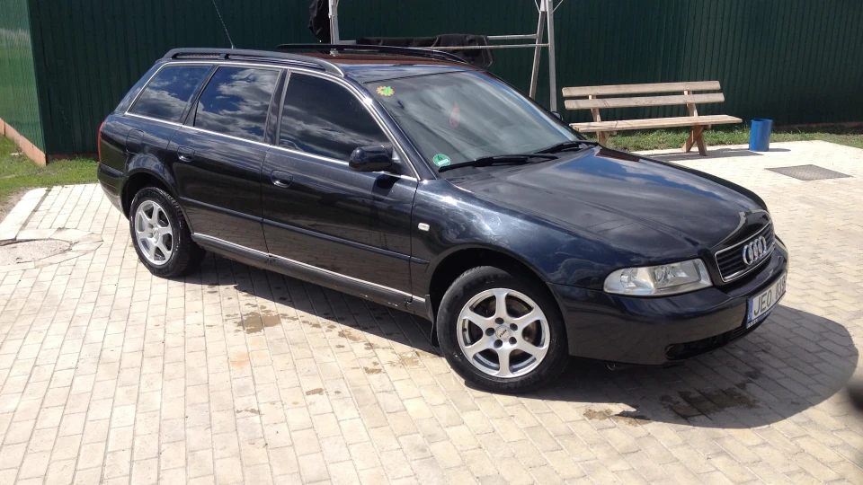 Audi A4 Avant 2,5 АКН