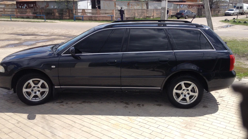 Audi A4 Avant 2,5 АКН 2