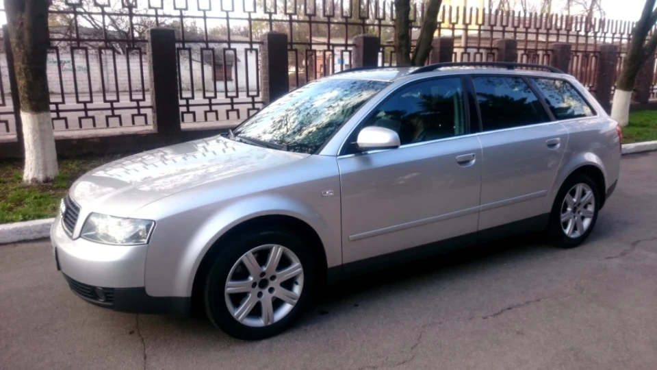 Audi A4 Avant 2,5 TDI 2