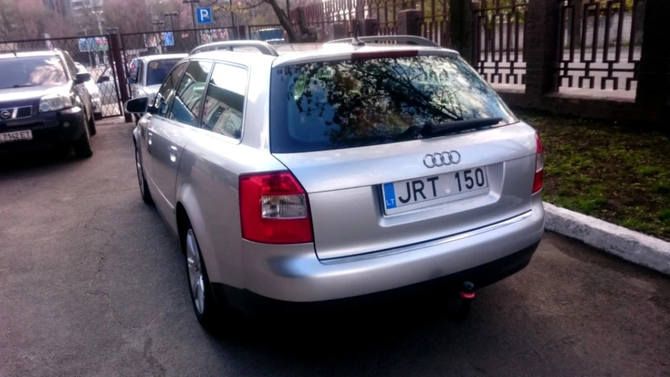 Audi A4 Avant 2,5 TDI 4