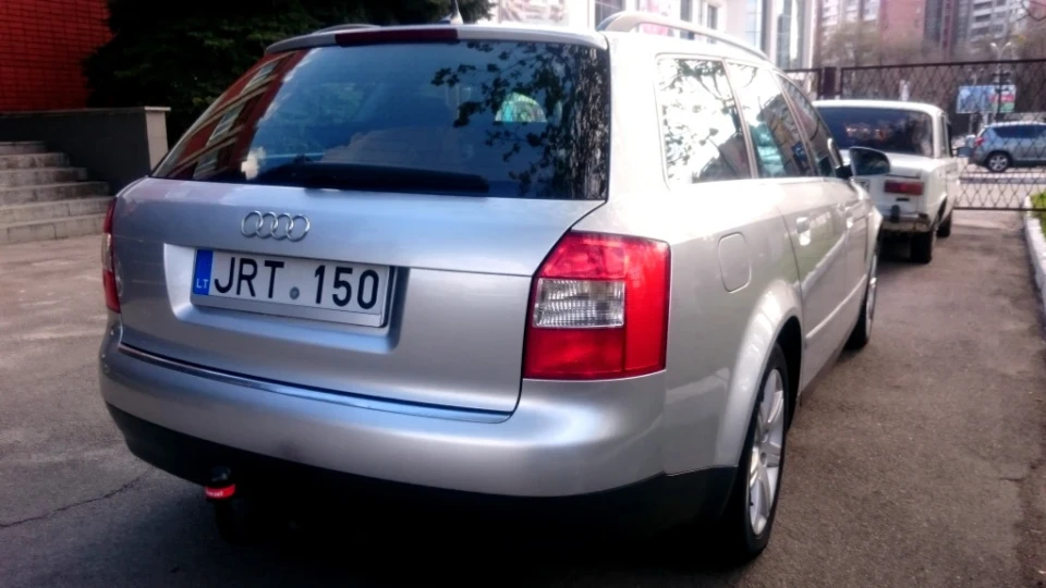 Audi A4 Avant 2,5 TDI 5