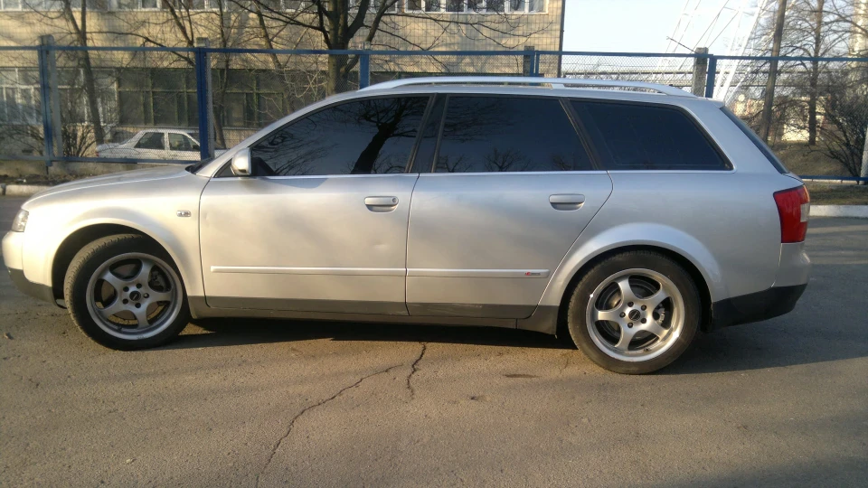 Audi A4 Avant 2.5TDI S-Line 4