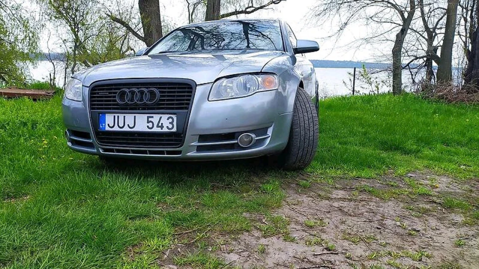 Audi A4 Avant 3.0 SТEALTH 4