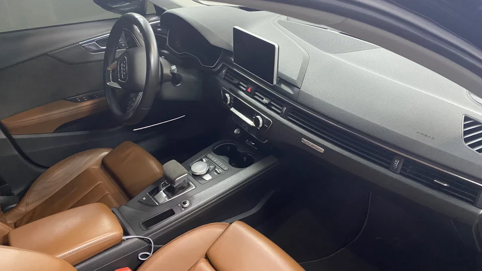 Audi A4 Avant 3.0 tdi 3