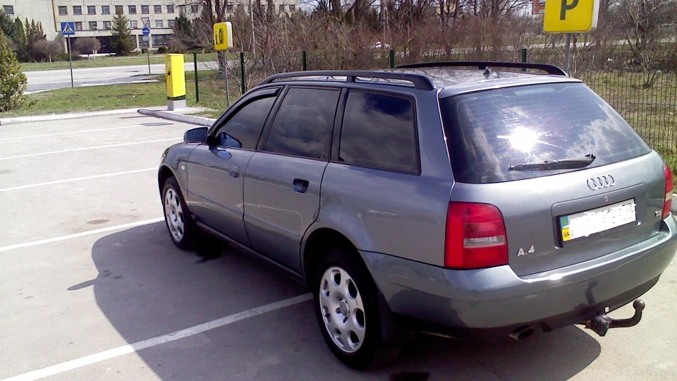 Audi A4 Avant Авантик 2