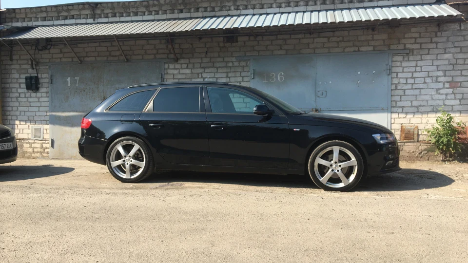 Audi A4 Avant B8 3