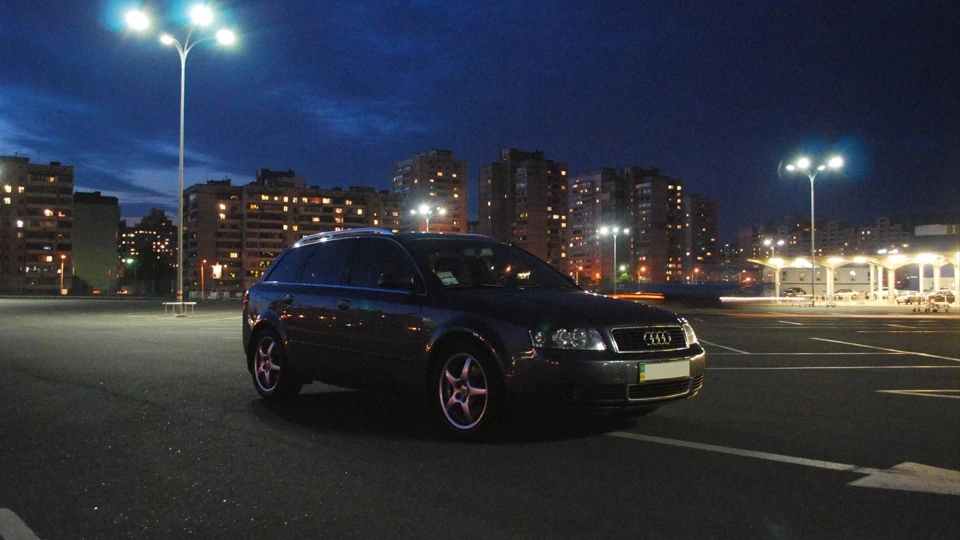 Audi A4 Avant "Beauty in Gray" Avant 4