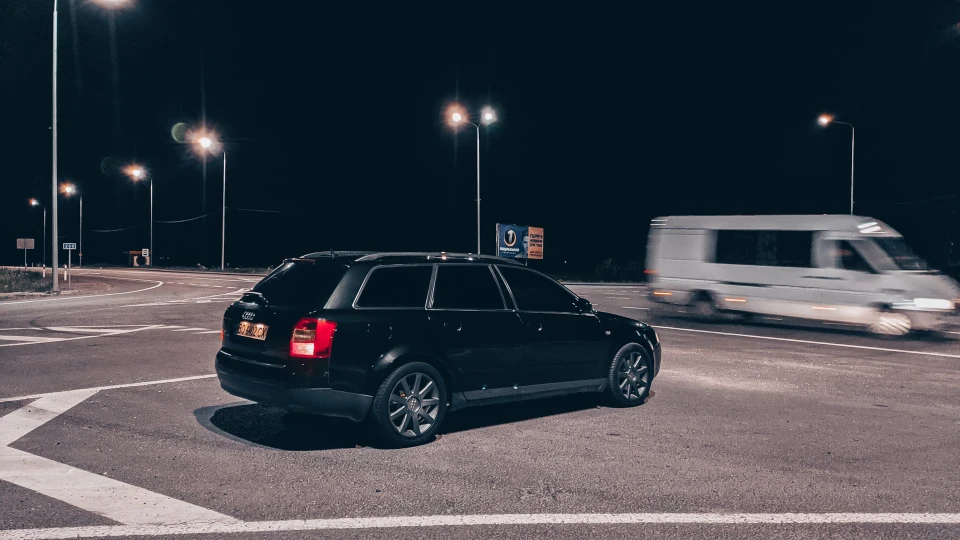 Audi A4 Avant BLACK PEARL 3