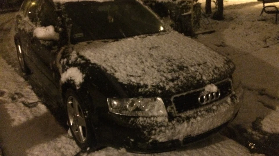 Audi A4 Avant brunetka