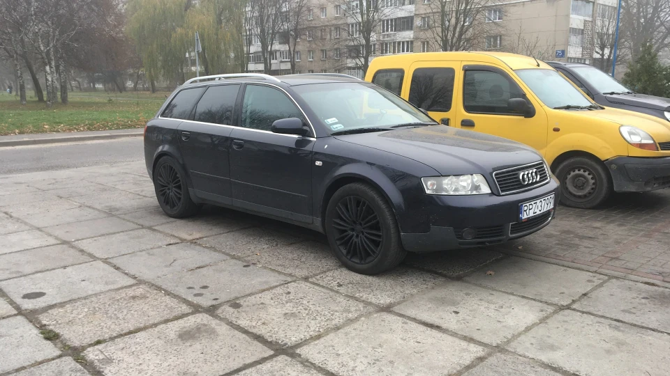 Audi A4 Avant 4
