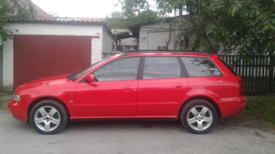Audi A4 Avant черепашка на 16-х 2